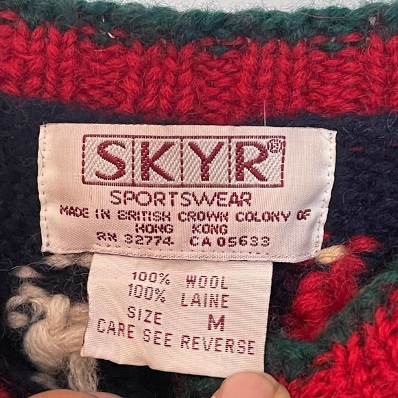 SKYR Vintage Holiday Cardigan Sweater Embroidered Red Women’s Size L - Picture 8 of 12
